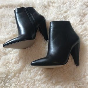 Steve Madden Theresa Leather Booties